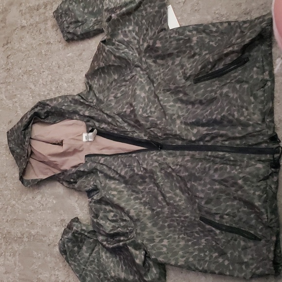 Sale!!! 💚🖤Good American running zip up hooded jacket - Picture 2 of 3